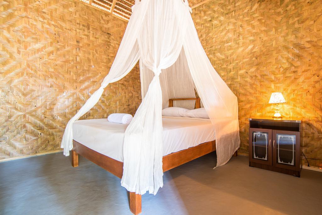 Full Moon Hostel Нуса-Пеніда Номер фото