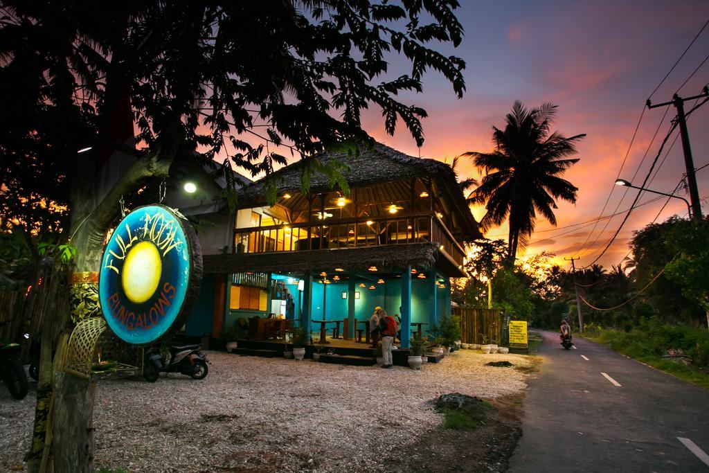 Full Moon Hostel Нуса-Пеніда Екстер'єр фото