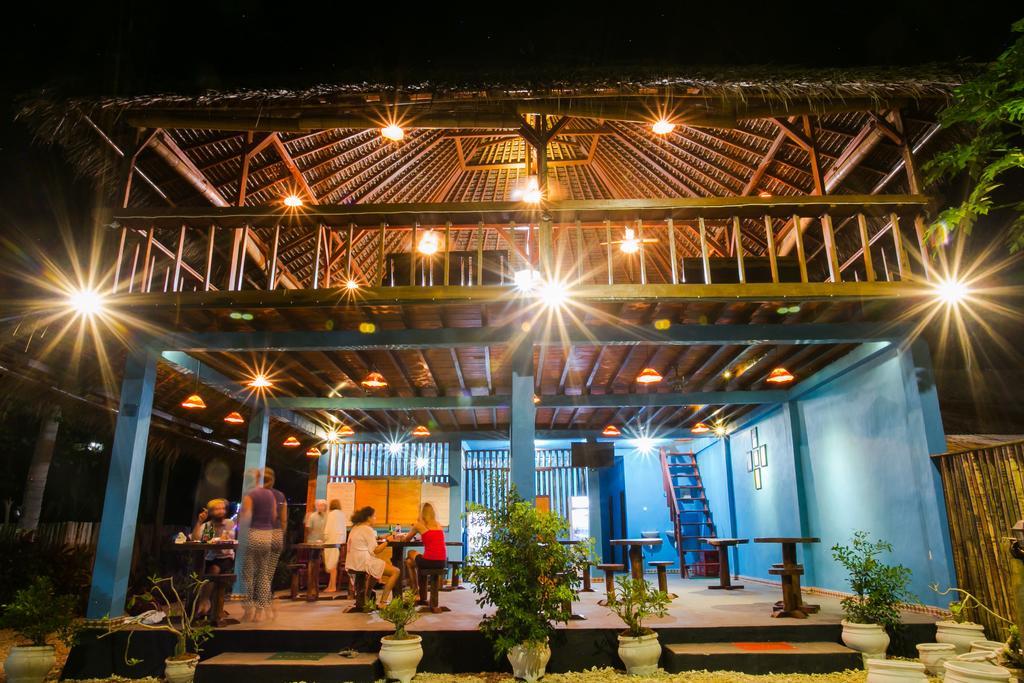Full Moon Hostel Нуса-Пеніда Екстер'єр фото