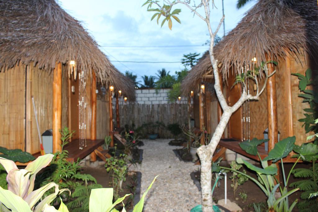 Full Moon Hostel Нуса-Пеніда Екстер'єр фото
