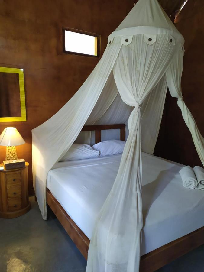 Full Moon Hostel Нуса-Пеніда Екстер'єр фото